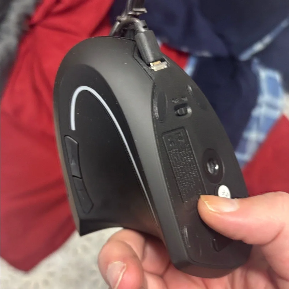 Black Ergonomic Mouse